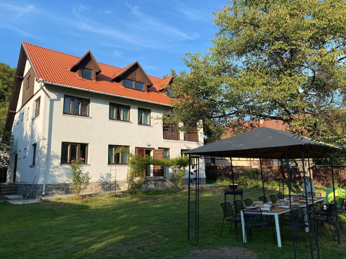 Casa Bucataria Fonix Hotel Praid Bagian luar foto